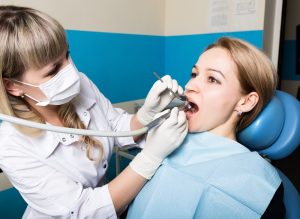 erreurs les plus courantes à éviter pour une bonne santé dentaire